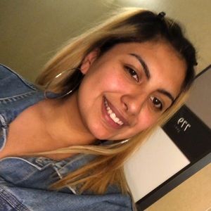 Meet your Posher, Isamar